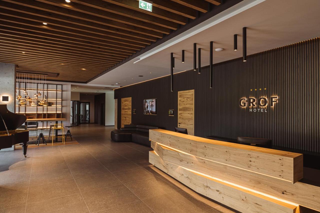 Hotel Grof Vransko ภายนอก รูปภาพ